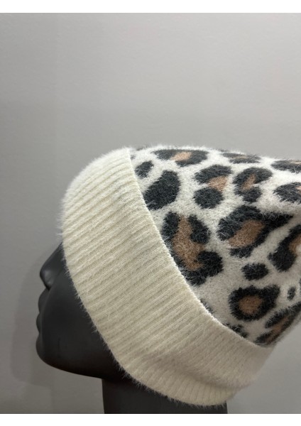 Kadın Yumuşacık Leopar Desenli Akrilik Kumaş Saçaklı Tüylü Bere – Sıcak Tutucu Kışlık Şapka fırsatları