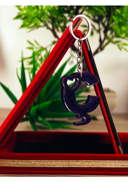 Kalp Desenli Harfli Anahtarlık El Yapımı Epoksi Anahtarlık Hediyelik Ürün Harf Anahtarlık Kişiye Özel Anahtarlık