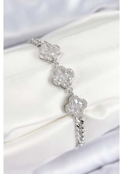 Bfs Pirinç Zirkon Taşlı Yonca Model Gümüş Renk Kadın Bileklik