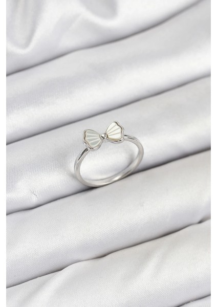 Bfs Pirinç Gümüş Renk Fiyonk Model Kadın Yüzük