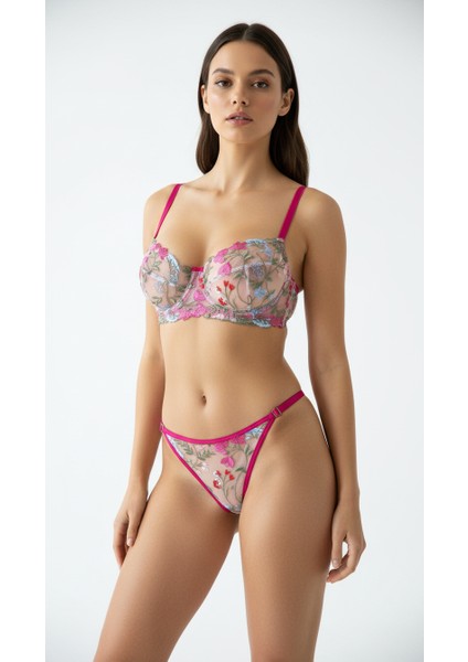 Kadın Fuşya Dantelli Nakışlı Iç Çamaşır Takımı