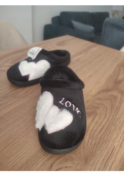 Kadın Peluş Ev Terliği – Yumuşak Tabanlı Sıcak Tüylü Panduf fiyatları