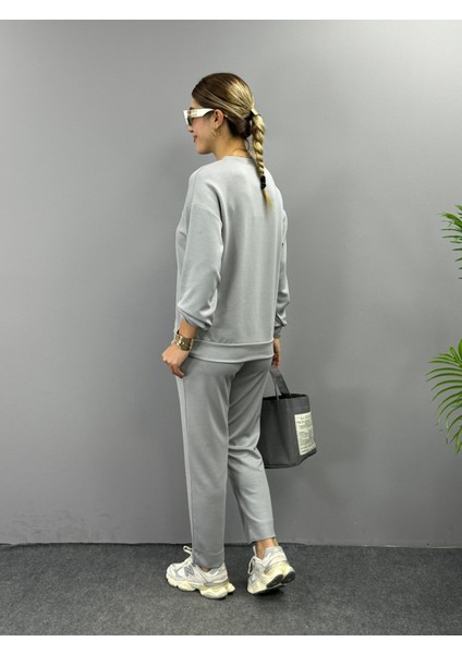 Kadın Uzun Kollu Bisiklet Yaka Viskon Iki Iplik Bluz ve Pantolon Ikili Takım fırsatları