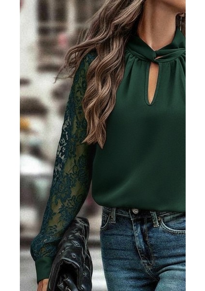 Kadın Uzun Kollu Göğüs Pencere Detay Yaka Boğazlı Kolları Tüllü Sandy Bluz fiyatları