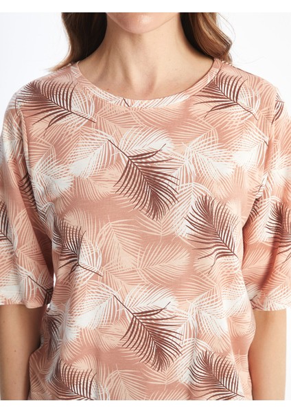 Yeni Sezon Bisiklet Yaka Desenli Kısa Kollu Kadın Tişört modelleri