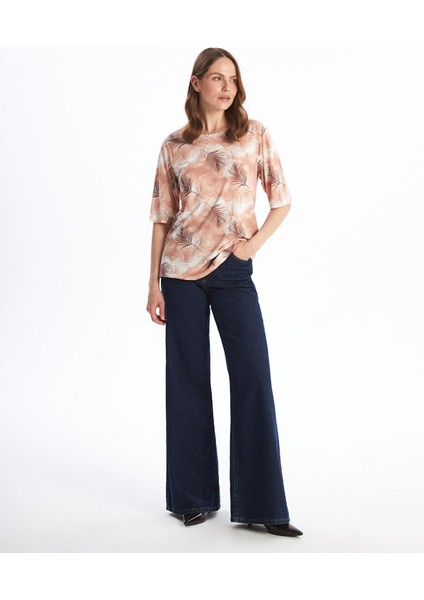 Yeni Sezon Bisiklet Yaka Desenli Kısa Kollu Kadın Tişört fiyatları