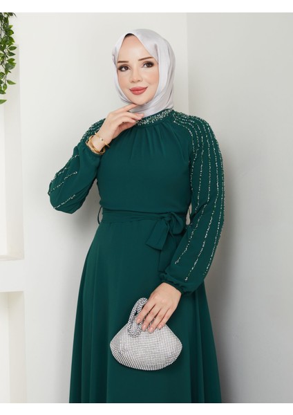 Kadın Kolları Işlemeli Astarlı Abiye Elbise YZ2501 46 - Zümrüt Yeşili indirimleri