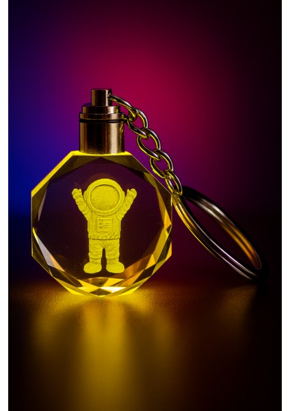 Astronot Renk Değiştiren Işıklı Kristal Anahtarlık