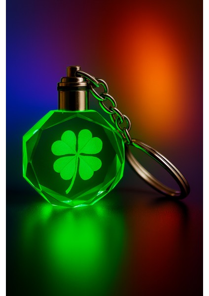 Yonca Tasarımlı Renk Değiştiren Işıklı Kristal Anahtarlık