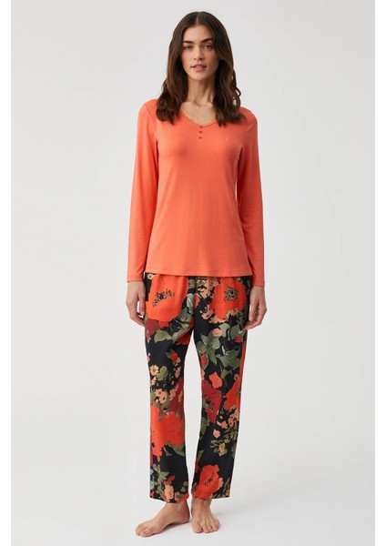 Yumuşak Dokulu V Yaka Uzun Kol Kadın Pijama Takım 9911