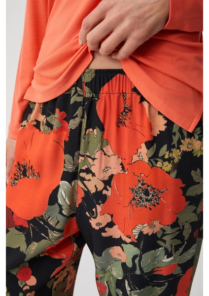 Yumuşak Dokulu V Yaka Uzun Kol Kadın Pijama Takım 9911 fırsatları