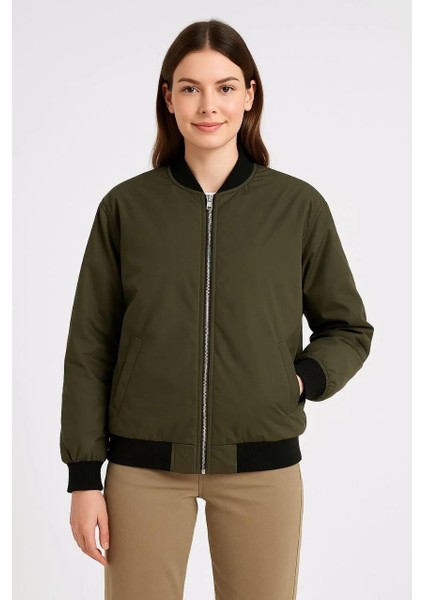 Kadın Bomber Mont Ceket – Fermuarlı, Kapitone Içi Astarlı, Su Itici Kumaş, Regular Fit, Günlük Bahar & Kış Şık Rahat Stil - Haki