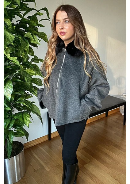 Yeni Sezon Kadın Kaşe Şık Mont Kaban Içi Astarlı Kürk Peluş Yaka Detaylı indirimleri