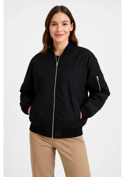 Kadın Bomber Mont Ceket – Fermuarlı, Kapitone Içi Astarlı, Su Itici Kumaş, Regular Fit, Günlük Bahar & Kış Şık Rahat Stil - Siyah modelleri