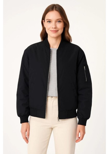 Kadın Bomber Mont Ceket – Fermuarlı, Kapitone Içi Astarlı, Su Itici Kumaş, Regular Fit, Günlük Bahar & Kış Şık Rahat Stil - Siyah fırsatları