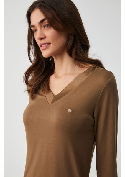 Yumuşak Dokulu V Yaka Uzun Kol Kadın Pijama Takım 9923 fiyatları