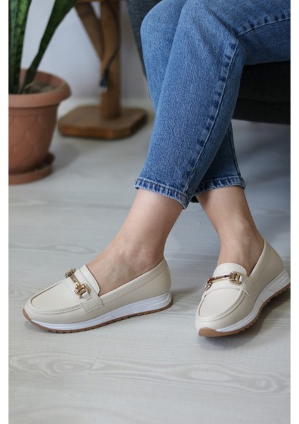 Ortopedik Tabanlı Günlük Kullanıma Uygun Tokalı Kadın Babet Ayakkabısı