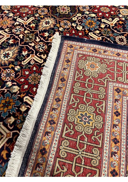 El Dokuma Hereke Halısı Imzalı Kafkas Modeli Birinci Sınıf Kalite Muazzam Bir Eser Ebat 417X300 fırsatları