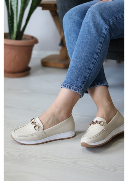 Ortopedik Tabanlı Günlük Kullanıma Uygun Tokalı Kadın Babet Ayakkabısı