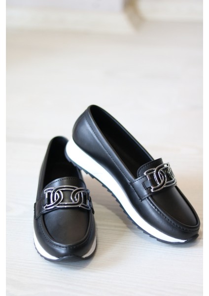 Ortopedik Tabanlı Günlük Kullanıma Uygun Tokalı Kadın Babet Ayakkabısı modelleri