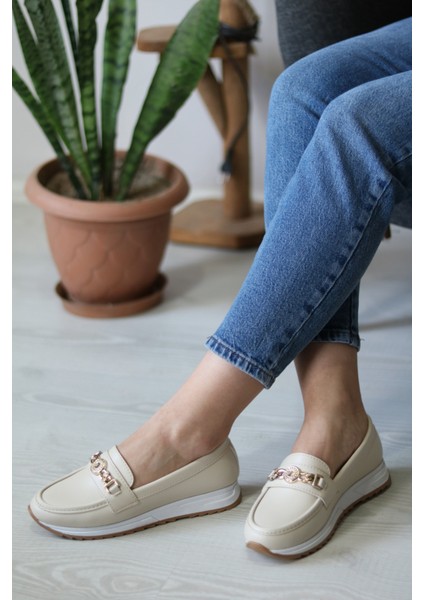 Ortopedik Tabanlı Günlük Kullanıma Uygun Tokalı Kadın Babet Ayakkabısı