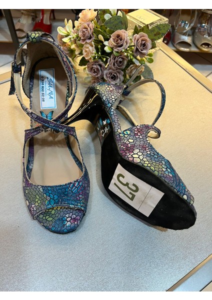 Mor/mavi Çapraz Bantlı Yılan Derisi Desenli 8,5 cm 13 Pont Topuk Boyu Tango, Dans ve Salonayakabısı