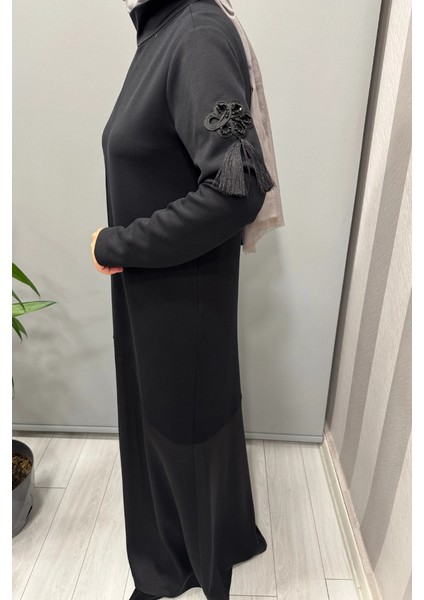 Dik Yaka Kollar Aksesuarlı Elbise Siyah 56MK5101 fırsatları