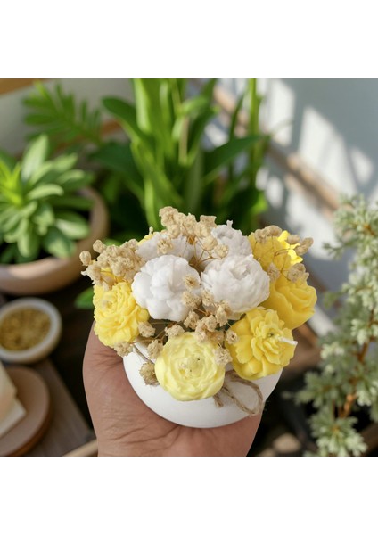 Sarı & Beyaz Çiçekli Kokulu Vazo Mum – %100 Soya Wax – El Yapımı Dekoratif Mum fırsatları