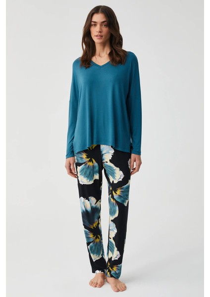 Yumuşak Dokulu V Yaka Uzun Kol Kadın Pijama Takım 9908