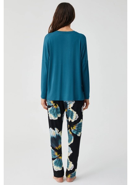 Yumuşak Dokulu V Yaka Uzun Kol Kadın Pijama Takım 9908 indirimleri