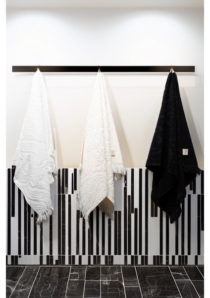 Queens 3’lü Banyo Havlusu Seti modelleri