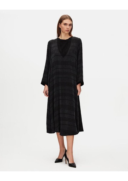 T25Y-4088 Mıssdalıda V Yaka Jakarlı Cupro Elbise modelleri