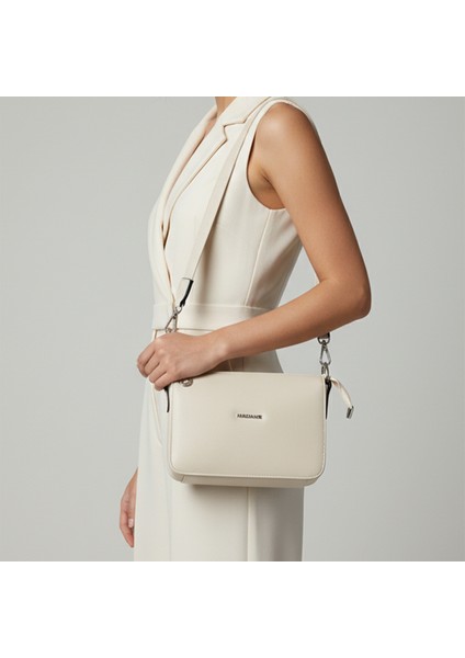 Kadın Omuz Çantası | Düz Sade Model | Ayarlanabilir Askılı | Günlük Kullanım ve Şık Baget Çanta