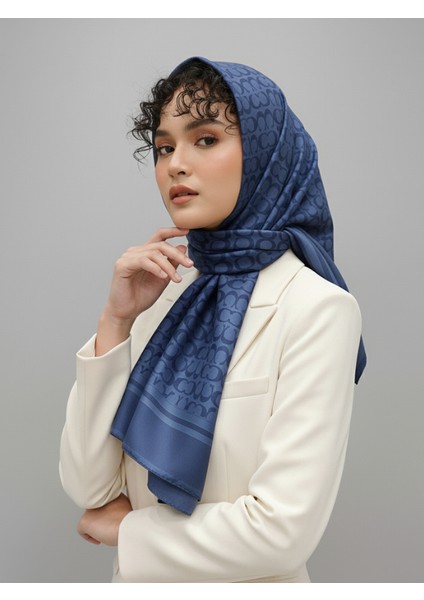 C Desen Lacivert Çift Taraflı Jakar Şal