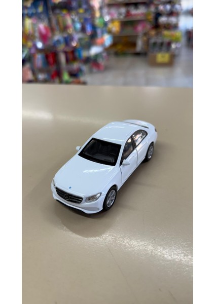 Oyuncak Welly 1:38 Mercedes-Benz E-Class Çek Bırak Araba