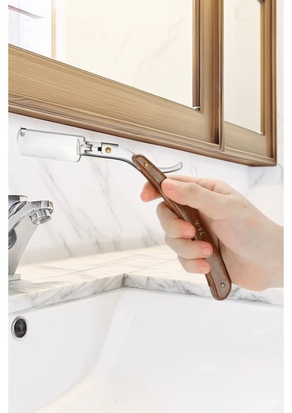 Q5 Bambu Manuel Tıraş Makinesi + U5 Mekanizmalı Ustura + 5 Adet Yaprak Jilet