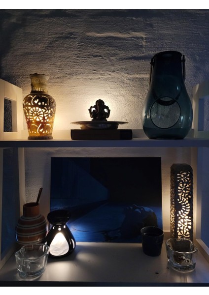 12’li LED Mum Seti – Uzaktan Kumandalı, Çok Renkli, 12 Saat Işıma – Şarj Istasyonlu