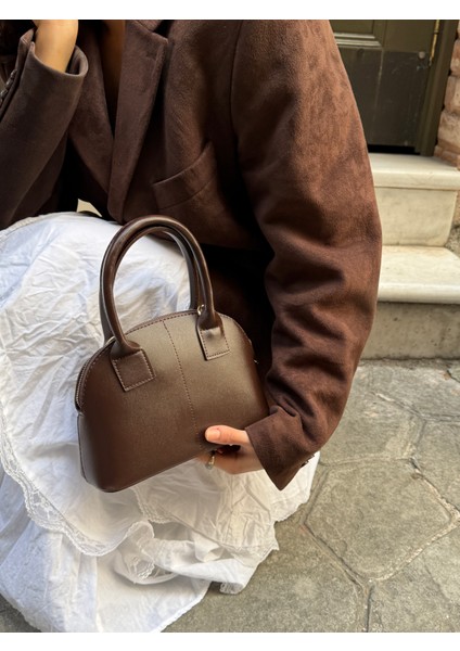Ilot.ıstanbul | Klasik Kubbe Formlu Kısa Saplı El Çantası Deri Görünümlü Mini Dome Bag fiyatları
