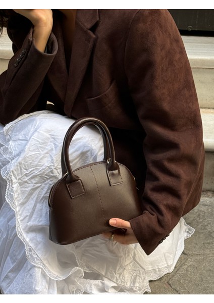 Ilot.ıstanbul | Klasik Kubbe Formlu Kısa Saplı El Çantası Deri Görünümlü Mini Dome Bag modelleri