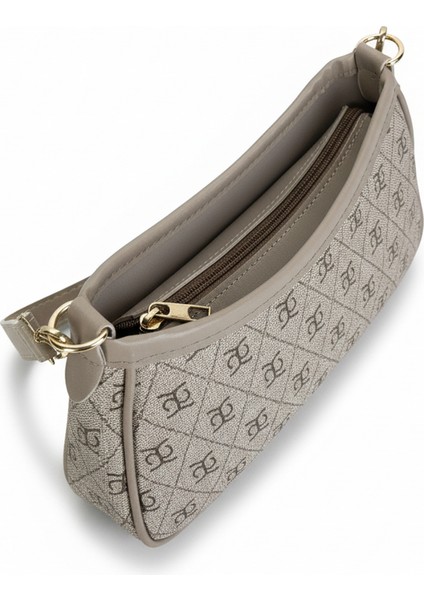 Monogram Desenli Kadın Omuz Çantası | Baget Model | Ayarlanabilir Askılı Çanta fiyatları