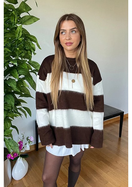 Eni Sezon Şık Çizgili Yumoş Kazak Kaliteli Marka Günlük Kadın Oversize Model indirimleri