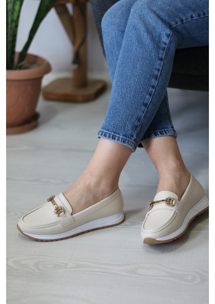 Ortopedik Tabanlı Günlük Kullanıma Uygun Tokalı Kadın Babet Ayakkabısı