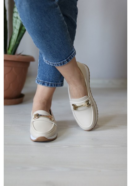 Ortopedik Tabanlı Günlük Kullanıma Uygun Tokalı Kadın Babet Ayakkabısı fiyatları