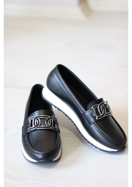 Ortopedik Tabanlı Günlük Kullanıma Uygun Tokalı Kadın Babet Ayakkabısı modelleri