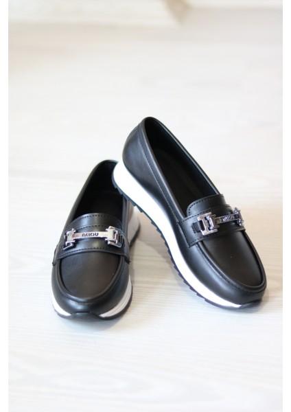 Ortopedik Tabanlı Günlük Kullanıma Uygun Tokalı Kadın Babet Ayakkabısı modelleri