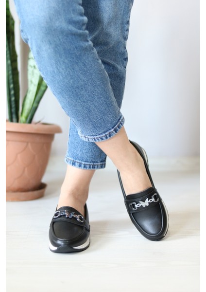 Ortopedik Tabanlı Günlük Kullanıma Uygun Tokalı Kadın Babet Ayakkabısı