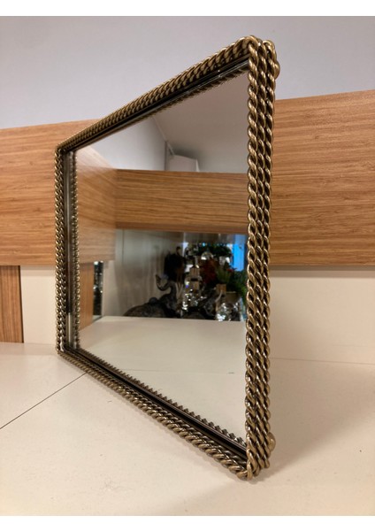 Tepsi Antik Eskitme Dikdörtgen Ayaklı Döküm Pirinç Aynalı Burgu Model fiyatları