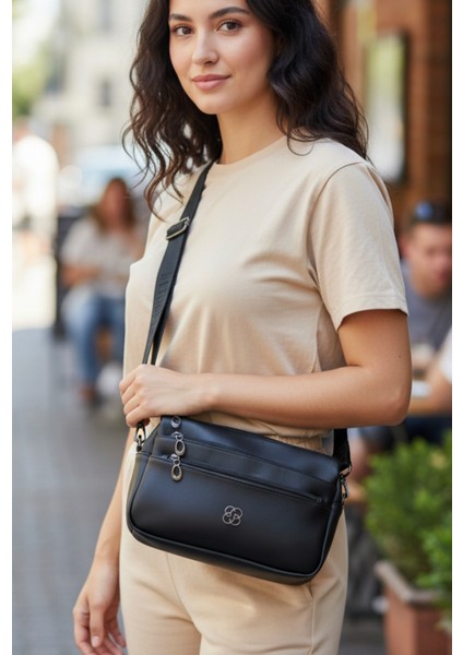 Kadın Omuz Askılı Dört Gözlü Çanta modelleri