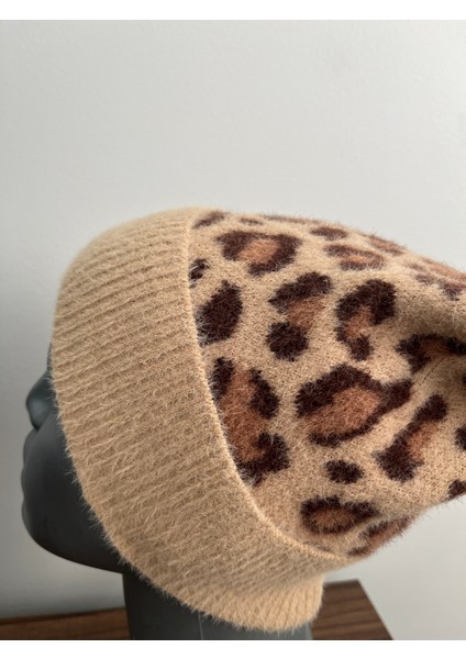 Kadın Yumuşacık Leopar Desenli Akrilik Kumaş Saçaklı Tüylü Bere – Sıcak Tutucu Kışlık Şapka fiyatları