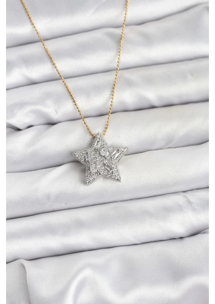 Bfs 316L Çelik Zincir Gold Renk Zincirli Gümüş Yıldız Model Kadın Kolye